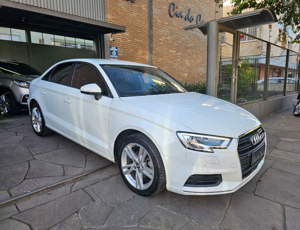 AUDI A3 SEDAN PRESTIGE 1.4 TSI 2020, COM APENAS 45.000 KM, TODAS REVISÕES EM CONCESSIONÁRIA