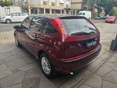 FOCUS 2.0 2005, COM APENAS 124.000 KM imagem 5 FOCUS 2.0 2005, COM APENAS 124.000 KM imagem 5