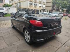 PEUGEOT 206 CABRIOLET 2002, COM APENAS 64.000 KM imagem 4