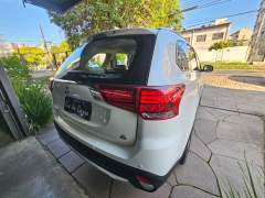 OUTLANDER 2.0 CVT 2018, COM APENAS 57.000 KM, EM IMPECÁVEL ESTADO imagem 7 OUTLANDER 2.0 CVT 2018, COM APENAS 57.000 KM, EM IMPECÁVEL ESTADO imagem 7