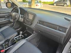 OUTLANDER 2.0 CVT 2018, COM APENAS 57.000 KM, EM IMPECÁVEL ESTADO imagem 12 OUTLANDER 2.0 CVT 2018, COM APENAS 57.000 KM, EM IMPECÁVEL ESTADO imagem 12