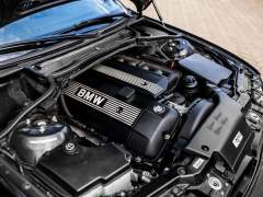 BMW 325i 2001, COMPLETA COM CÂMBIO AUTOMÁTICO E TETO SOLAR imagem 19 BMW 325i 2001, COMPLETA COM CÂMBIO AUTOMÁTICO E TETO SOLAR imagem 19