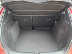 KICKS EXCLUSIVE 2024, COM APENAS 9.000 KM, ÚNICA DONA, NA GARANTIA DE FÁBRICA imagem 14 KICKS EXCLUSIVE 2024, COM APENAS 9.000 KM, ÚNICA DONA, NA GARANTIA DE FÁBRICA imagem 14