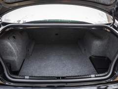 BMW 325i 2001, COMPLETA COM CÂMBIO AUTOMÁTICO E TETO SOLAR imagem 19 BMW 325i 2001, COMPLETA COM CÂMBIO AUTOMÁTICO E TETO SOLAR imagem 19