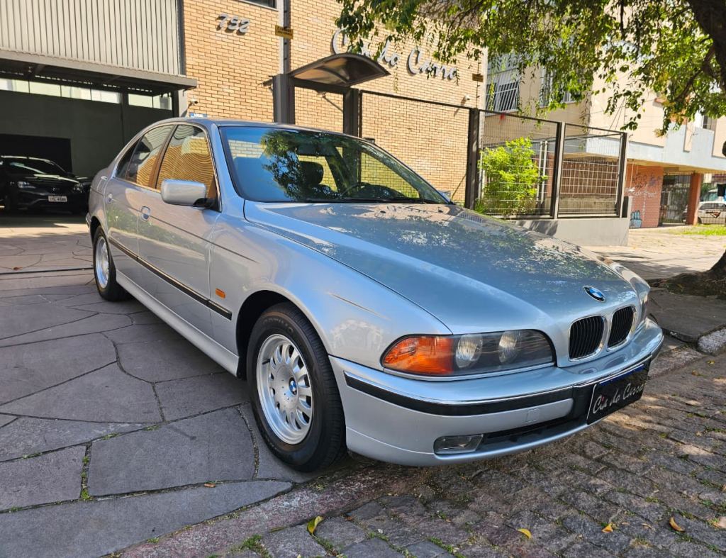 BMW 528i 1997, ÚNICO DONO, COM APENAS 91.000 KM