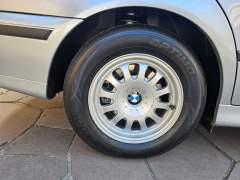BMW 528i 1997, ÚNICO DONO, COM APENAS 91.000 KM imagem 18