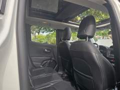 JEEP RENEGADE LIMITED 2018, COM TETO SOLAR, APENAS 42.000 KM imagem 12