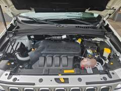 JEEP RENEGADE LIMITED 2018, COM TETO SOLAR, APENAS 42.000 KM imagem 17