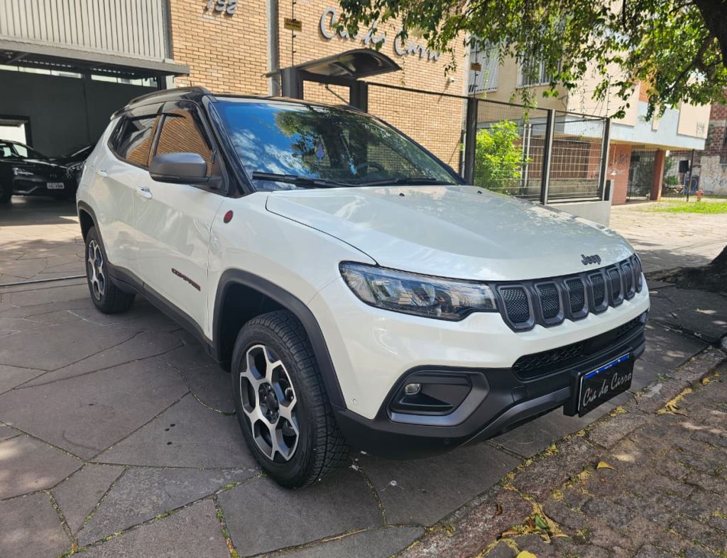 COMPASS TRAILHAWK 4X4 DIESEL 2023, COM APENAS 20.000 KM, EM EXCELENTE ESTADO