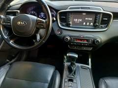 KIA SORENTO EX 3.5 V6 GASOLINA 7 LUGARES AUTOMÁTICA TODAS AS REVISÕES NA CONCESIONÁRIA ANO 2020 COM APENAS 70.300 Km imagem 14