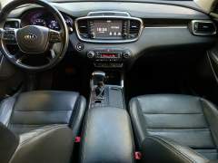 KIA SORENTO EX 3.5 V6 GASOLINA 7 LUGARES AUTOMÁTICA TODAS AS REVISÕES NA CONCESIONÁRIA ANO 2020 COM APENAS 70.300 Km imagem 13