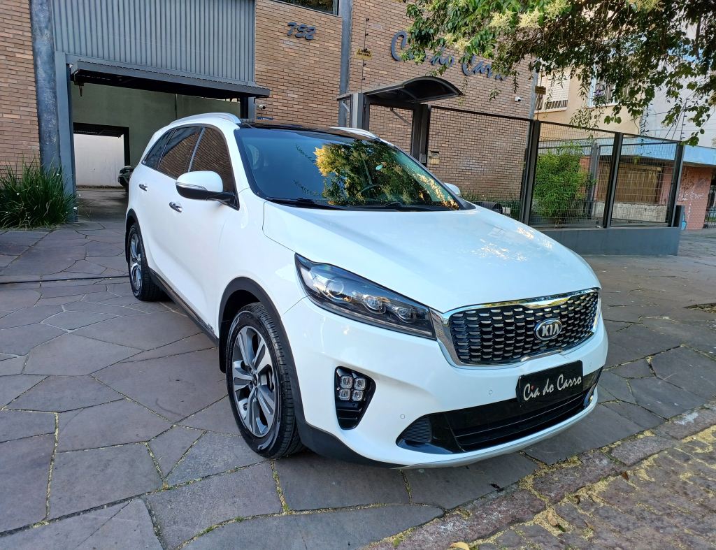 KIA SORENTO EX 3.5 V6 GASOLINA 7 LUGARES AUTOMÁTICA TODAS AS REVISÕES NA CONCESIONÁRIA ANO 2020 COM APENAS 70.300 Km