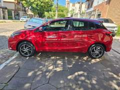 YARIS XLS CVT 2023, COM APENAS 38.000 KM, TOP DE LINHA, IPVA 2026 PAGO imagem 4