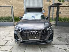 AUDI Q3 2.0 TFSI PERFORMANCE BLACK QUATTRO ÚNICO DONO REVISÕES NA CONCESSIONÁRIA ANO 2022 COM APENAS 51.700 KM imagem 2