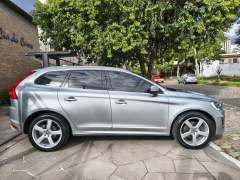 VOLVO XC 60 T5 R-DESIGN BAIXA KM PNEUS NOVOS IPVA 2026 PAGO imagem 8