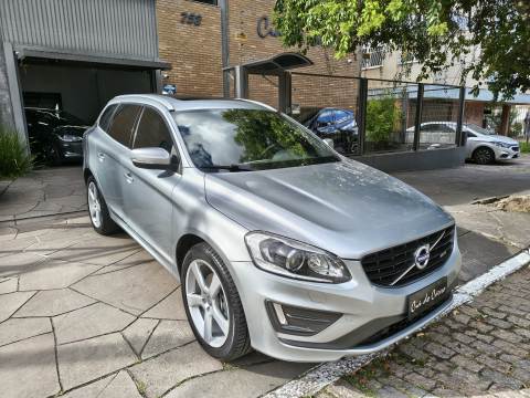 VOLVO XC 60 T5 R-DESIGN BAIXA KM PNEUS NOVOS IPVA 2026 PAGO