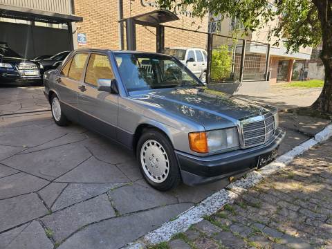MERCEDES BENZ 190 E 1993, 6 cilindros, em ótimo estado