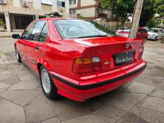BMW 318i 1993, COM APENAS 43.000 MILHAS, CÂMBIO MANUAL, IMPECÁVEL ESTADO imagem 5