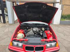 BMW 318i 1993, COM APENAS 43.000 MILHAS, CÂMBIO MANUAL, IMPECÁVEL ESTADO imagem 16