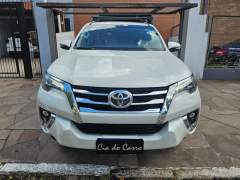 HILUX SW4 SRX 2018, 4X4 DIESEL, EM EXCELENTE ESTADO imagem 2