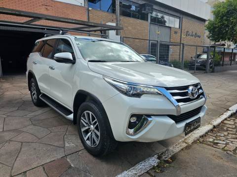 HILUX SW4 SRX 2018, 4X4 DIESEL, EM EXCELENTE ESTADO