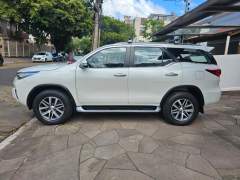 HILUX SW4 SRX 2018, 4X4 DIESEL, EM EXCELENTE ESTADO imagem 4