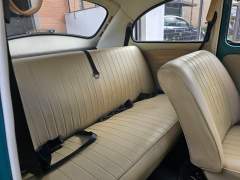 FUSCA 1300 1974 NA RARA COR VERDE MARÍTIMO, COM INTERIOR ORIGINAL NA COR AREIA, CARRO EM PERFEITO ESTADO DE ORIGINALIDADE, COM APENAS 105.000 KM ORIGINAIS imagem 11