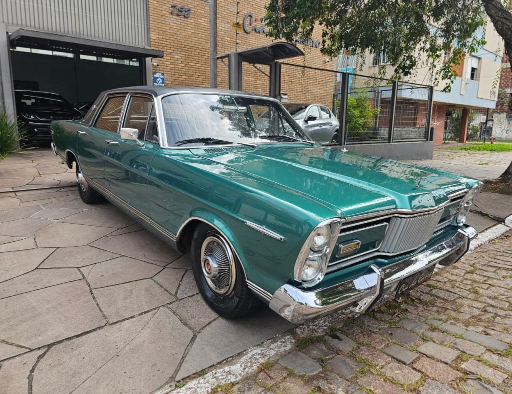 FORD GALAXIE LANDAU LTD 1973, COM AR CONDICIONADO, DIREÇÃO HIDRÁULICA E CÂMBIO AUTOMÁTICO