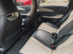 BYD DOLPHIN GS 95 CV (44,9 KWh) NA GARANTIA DE FÁBRICA ÚNICA DONA ANO 2024 COM APENAS 27.700 KM imagem 11