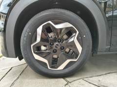 BYD DOLPHIN GS 95 CV (44,9 KWh) NA GARANTIA DE FÁBRICA ÚNICA DONA ANO 2024 COM APENAS 27.700 KM imagem 14