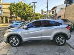 HONDA HR-V LX 1.8 AUTOMÁTICA BANCOS EM COURO MULTIMIDIA ANO 2016 COM APENAS 75.900 KM IMPECÁVEL imagem 4 HONDA HR-V LX 1.8 AUTOMÁTICA BANCOS EM COURO MULTIMIDIA ANO 2016 COM APENAS 75.900 KM IMPECÁVEL imagem 4