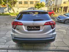 HONDA HR-V LX 1.8 AUTOMÁTICA BANCOS EM COURO MULTIMIDIA ANO 2016 COM APENAS 75.900 KM IMPECÁVEL imagem 6 HONDA HR-V LX 1.8 AUTOMÁTICA BANCOS EM COURO MULTIMIDIA ANO 2016 COM APENAS 75.900 KM IMPECÁVEL imagem 6