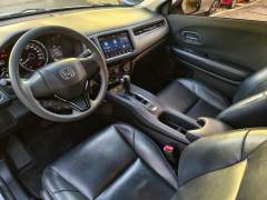 HONDA HR-V LX 1.8 AUTOMÁTICA BANCOS EM COURO MULTIMIDIA ANO 2016 COM APENAS 75.900 KM IMPECÁVEL imagem 11 HONDA HR-V LX 1.8 AUTOMÁTICA BANCOS EM COURO MULTIMIDIA ANO 2016 COM APENAS 75.900 KM IMPECÁVEL imagem 11