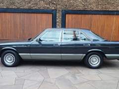 MERCEDES BENZ 280 S 1985, COM 93.000 KM ORIGINAIS, COMPLETA COM TETO SOLAR, ESTADO IMPECÁVEL, TODA ORIGINAL, NUNCA RESTAURADO COM PLACAS PRETAS imagem 2 MERCEDES BENZ 280 S 1985, COM 93.000 KM ORIGINAIS, COMPLETA COM TETO SOLAR, ESTADO IMPECÁVEL, TODA ORIGINAL, NUNCA RESTAURADO COM PLACAS PRETAS imagem 2