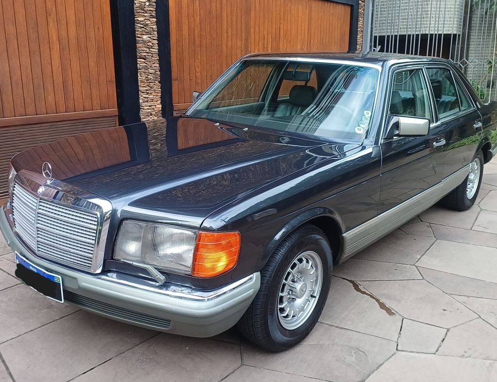 MERCEDES BENZ 280 S 1985, COM 93.000 KM ORIGINAIS, COMPLETA COM TETO SOLAR, ESTADO IMPECÁVEL, TODA ORIGINAL, NUNCA RESTAURADO COM PLACAS PRETAS