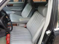 MERCEDES BENZ 280 S 1985, COM 93.000 KM ORIGINAIS, COMPLETA COM TETO SOLAR, ESTADO IMPECÁVEL, TODA ORIGINAL, NUNCA RESTAURADO COM PLACAS PRETAS imagem 6 MERCEDES BENZ 280 S 1985, COM 93.000 KM ORIGINAIS, COMPLETA COM TETO SOLAR, ESTADO IMPECÁVEL, TODA ORIGINAL, NUNCA RESTAURADO COM PLACAS PRETAS imagem 6