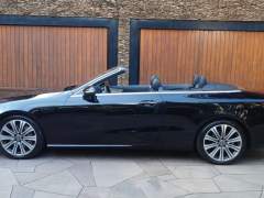 MERCEDES E 300 CABRIO 2018, COM APENAS 21.000 KM, CARRO EM ESTADO IMPECÁVEL, COM IPVA 2026 PAGO, PNEUS NOVOS imagem 3 MERCEDES E 300 CABRIO 2018, COM APENAS 21.000 KM, CARRO EM ESTADO IMPECÁVEL, COM IPVA 2026 PAGO, PNEUS NOVOS imagem 3