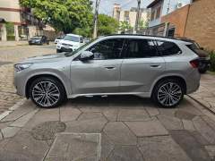 BMW X1 S DRIVE 20i M 2025, COM APENAS 28.000 KM, ÚNICO DONO imagem 4