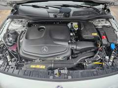 MERCEDES BENZ GLA200 2015, COM APENAS 55.000 KM, TODAS REVISÕES EM CONCESSIONÁRIA imagem 13