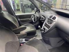 PICASSO GLX 1.6 MANUAL 2011, COM APENAS 49.000 KM, EM IMPECÁVEL ESTADO imagem 5