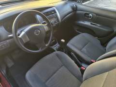 NISSAN LIVINA 1.6 S CÂMBIO MANUAL 4 PORTAS imagem 9