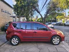 NISSAN LIVINA 1.6 S CÂMBIO MANUAL 4 PORTAS imagem 8