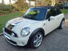 MINI COOPER S CABRIO 2011, COM 48.000 KM, EM ESTADO IMPECÁVEL imagem 3