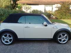 MINI COOPER S CABRIO 2011, COM 48.000 KM, EM ESTADO IMPECÁVEL imagem 8