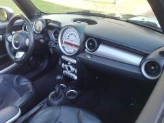 MINI COOPER S CABRIO 2011, COM 48.000 KM, EM ESTADO IMPECÁVEL imagem 14