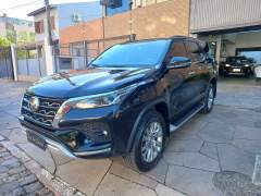 TOYOTA HILUX SW4 SRX 2.8 TURBO DIESEL AUTOMÁTICA PNEUS EM EXCELENTE ESTADO IMPECÁVEL imagem 3
