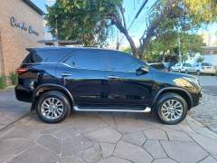 TOYOTA HILUX SW4 SRX 2.8 TURBO DIESEL AUTOMÁTICA PNEUS EM EXCELENTE ESTADO IMPECÁVEL imagem 8