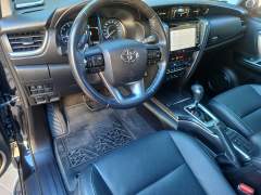 TOYOTA HILUX SW4 SRX 2.8 TURBO DIESEL AUTOMÁTICA PNEUS EM EXCELENTE ESTADO IMPECÁVEL imagem 11