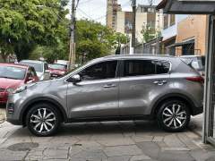 KIA SPORTAGE LX 2.0 AUTOMÁTICA BANCOS EM COURO ÚNICO DONO ANO 2018 COM APENAS 65.000 Km imagem 4 KIA SPORTAGE LX 2.0 AUTOMÁTICA BANCOS EM COURO ÚNICO DONO ANO 2018 COM APENAS 65.000 Km imagem 4