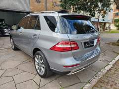 MERCEDES BENZ ML 350 V6 4 MATIC 2012, COM APENAS 125.000 KM imagem 5 MERCEDES BENZ ML 350 V6 4 MATIC 2012, COM APENAS 125.000 KM imagem 5